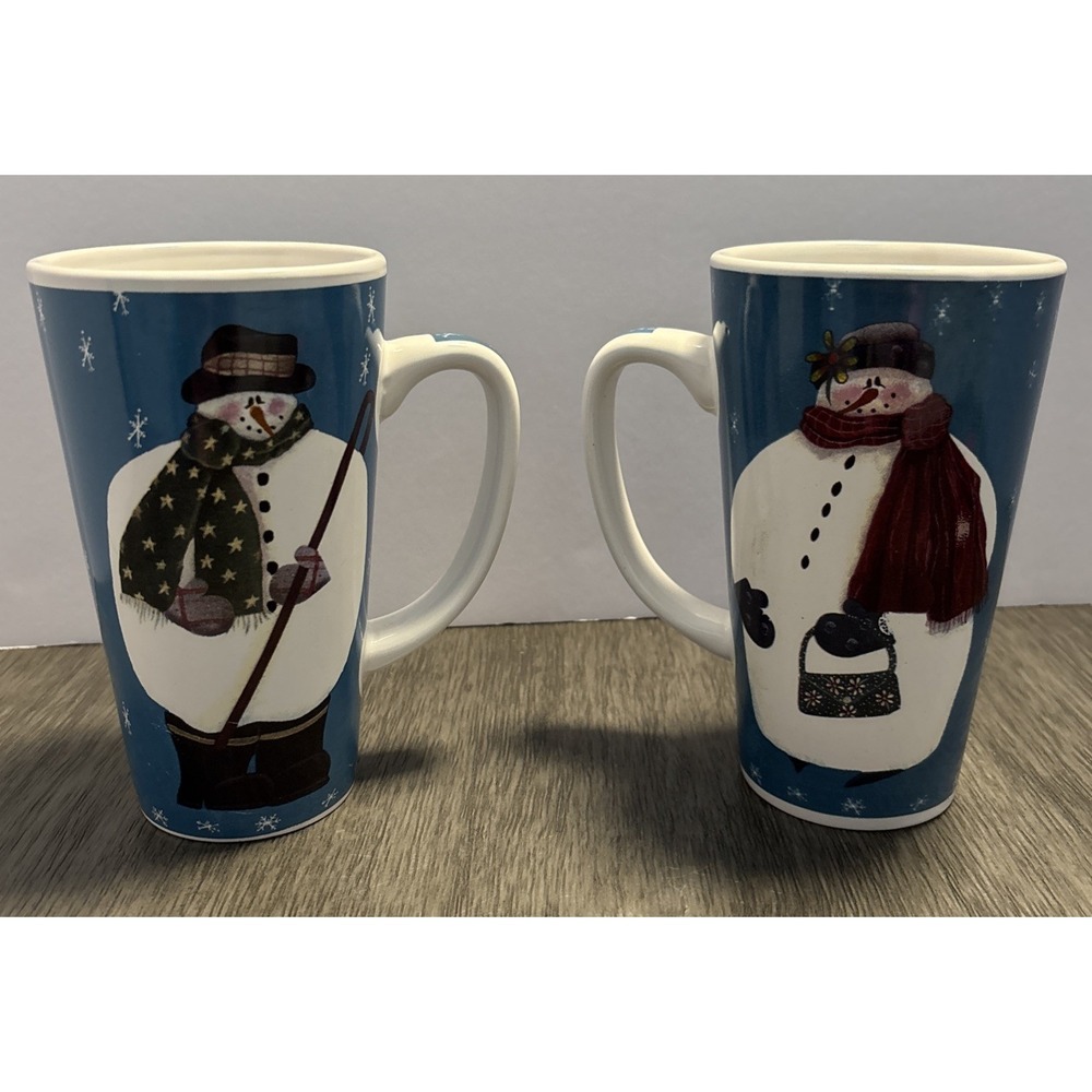 2 ND Exclusive Coffee Mugs Tea Cup Snow Flake Snowman Holiday Christmas Winter